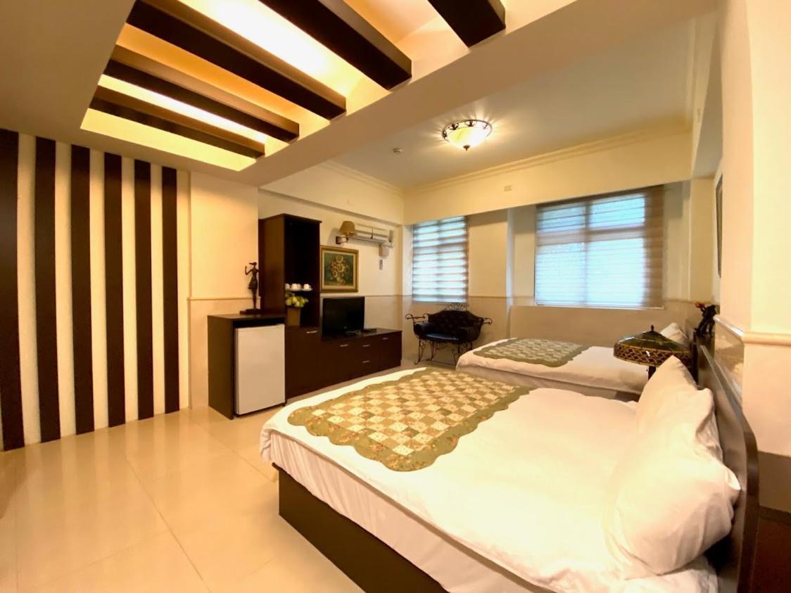 Ho Feng Private Hotel 電梯自助民宿 Ji'an Exterior photo